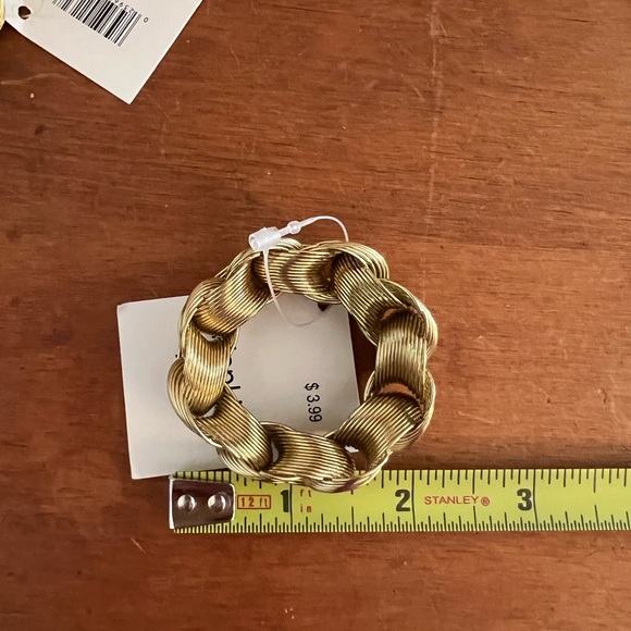 Gold Braided Napkin Rings - Set of 4 - Picture 7 of 8